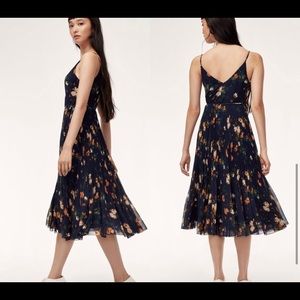 Wilfred beaune dress sz xxs blue floral midi